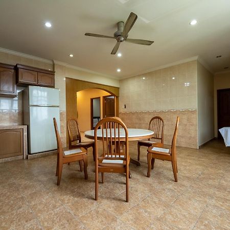 Mk Homestay Wakaf Che Yeh With Bathtub - Max 14 Pax Kota Bharu Dış mekan fotoğraf