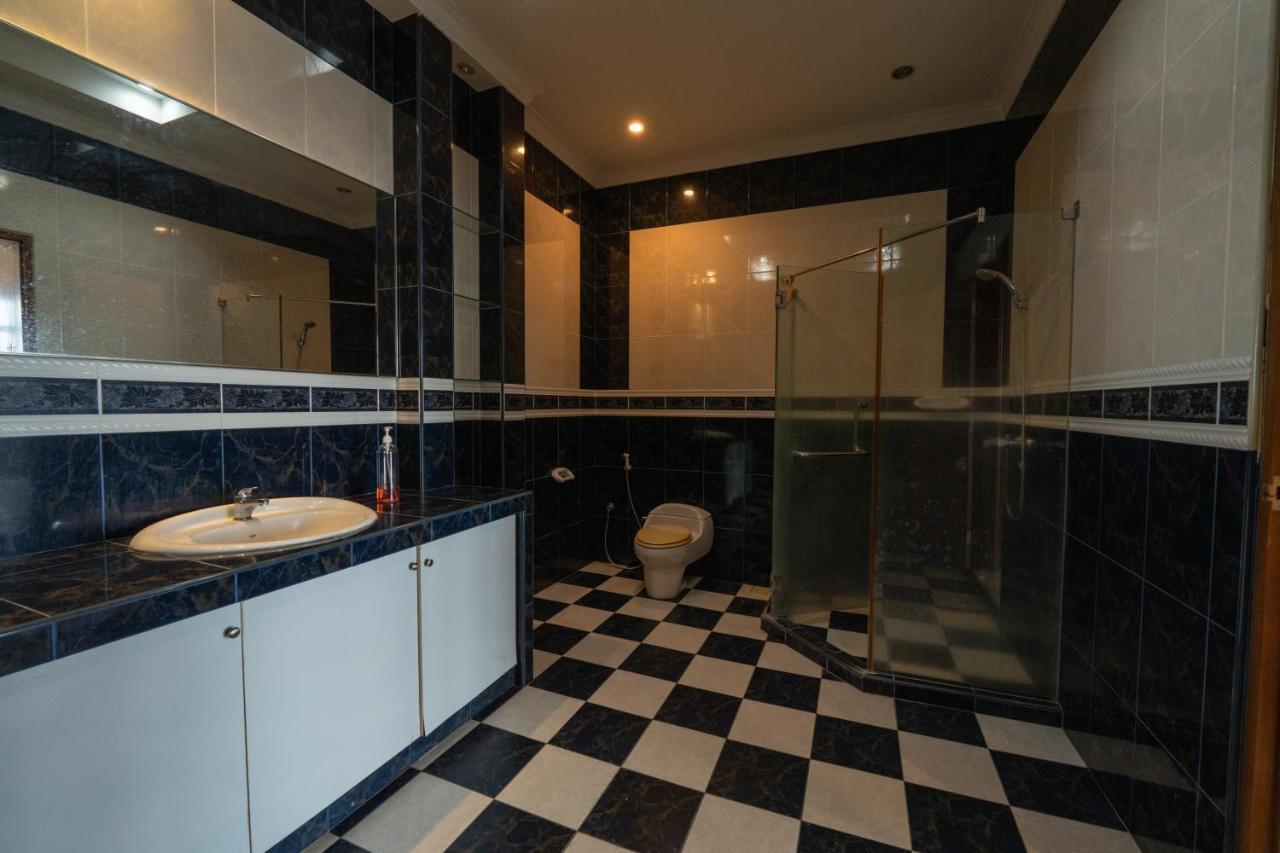 Mk Homestay Wakaf Che Yeh With Bathtub - Max 14 Pax Kota Bharu Dış mekan fotoğraf